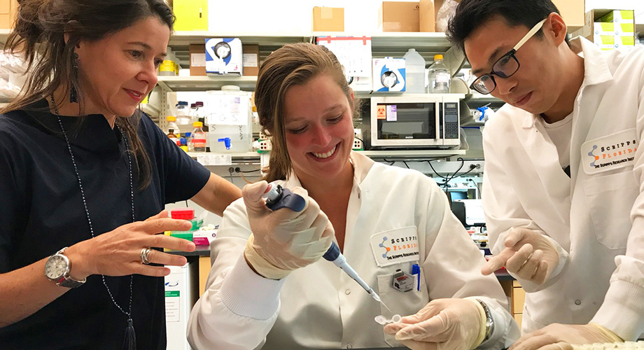 Authors of the new study included (left to right): Susana Valente, Cari F. Kessing and Chuan Li.