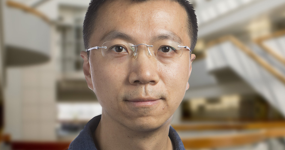 Peng Wu, PhD, a TSRI associate professor and leader of the new study.