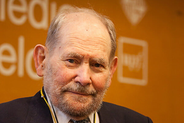 Sydney Brenner, Nobel laureate and genetics pioneer, dies at 92