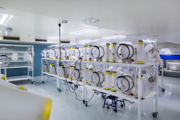 Gnotobiotic and Cryobank Facility