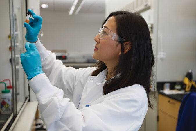 Mia Huang receives 2023 David Y. Gin Young Investigator Award from ACS Division of Carbohydrate Chemistry
