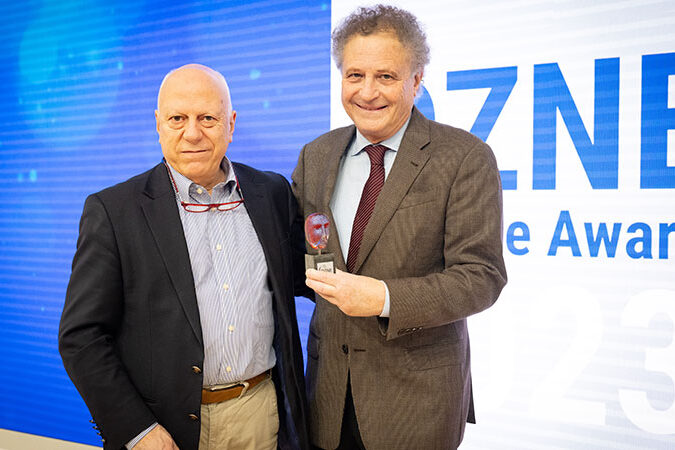 Stuart Lipton receives DZNE Lecture Award from the German Centers for Neuroscience Translational Research