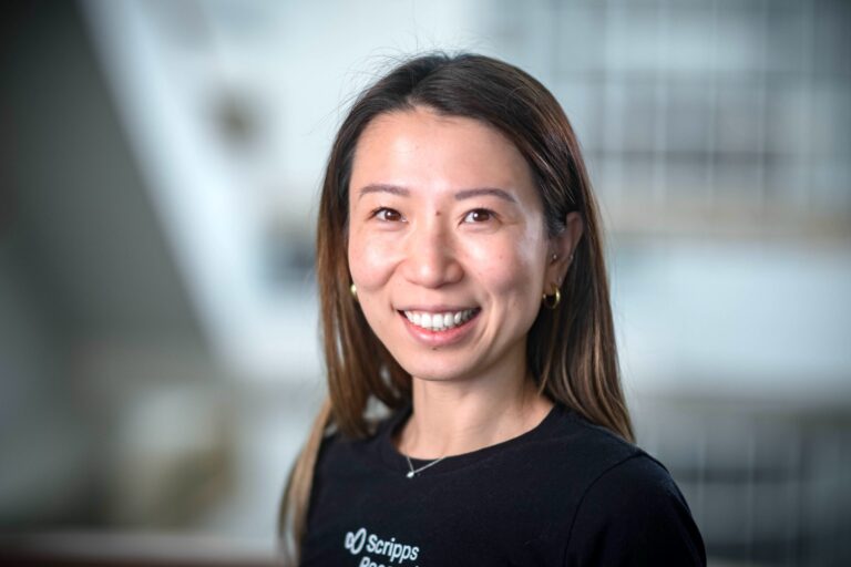 Scripps Research assistant professor awarded Michelson Prize for cancer vaccine research