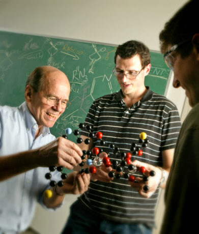 Barry Sharpless explaining the concept of Click Chemistry.